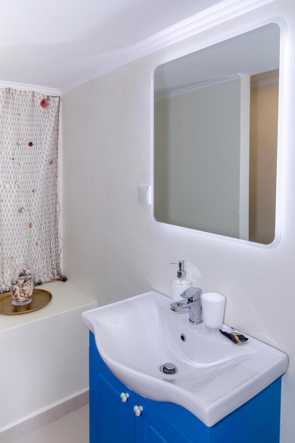אתונה Blue And White Apartment Vipgreece מראה חיצוני תמונה