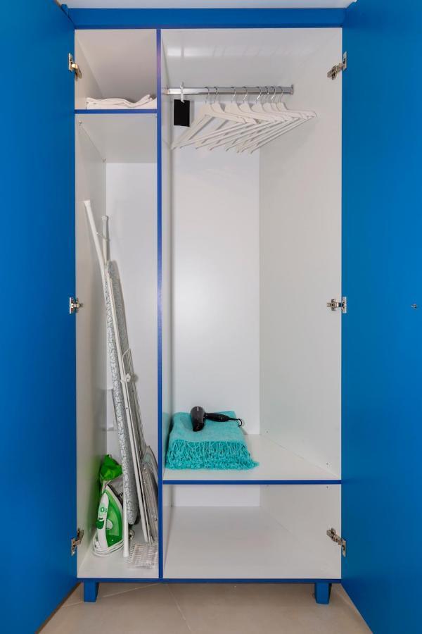 אתונה Blue And White Apartment Vipgreece מראה חיצוני תמונה